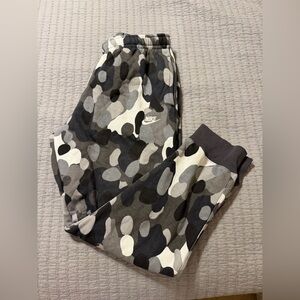 Nike Sportswear Club Fleece Black Grey Camo Joggers Mens